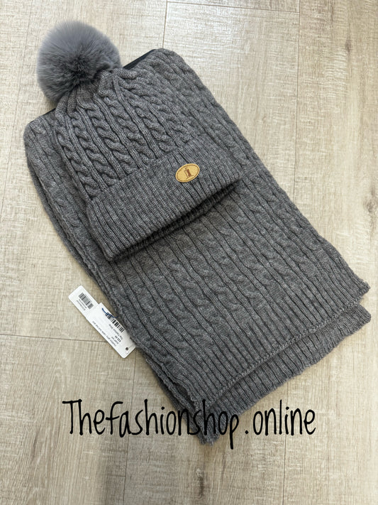 Huddy's grey cable knit hat and scarf set