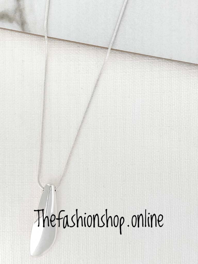 Envy silver teardrop necklace