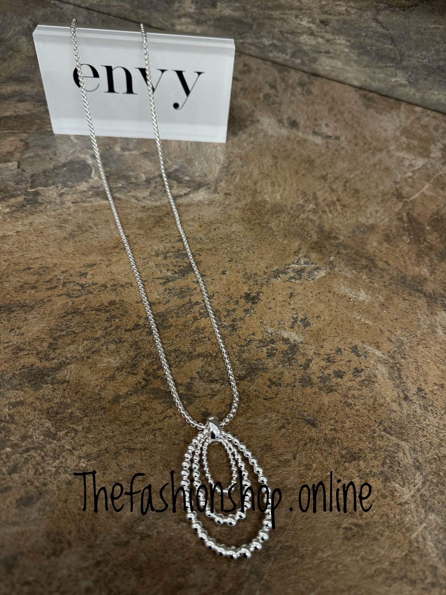 Envy silver beaded necklace with pendant