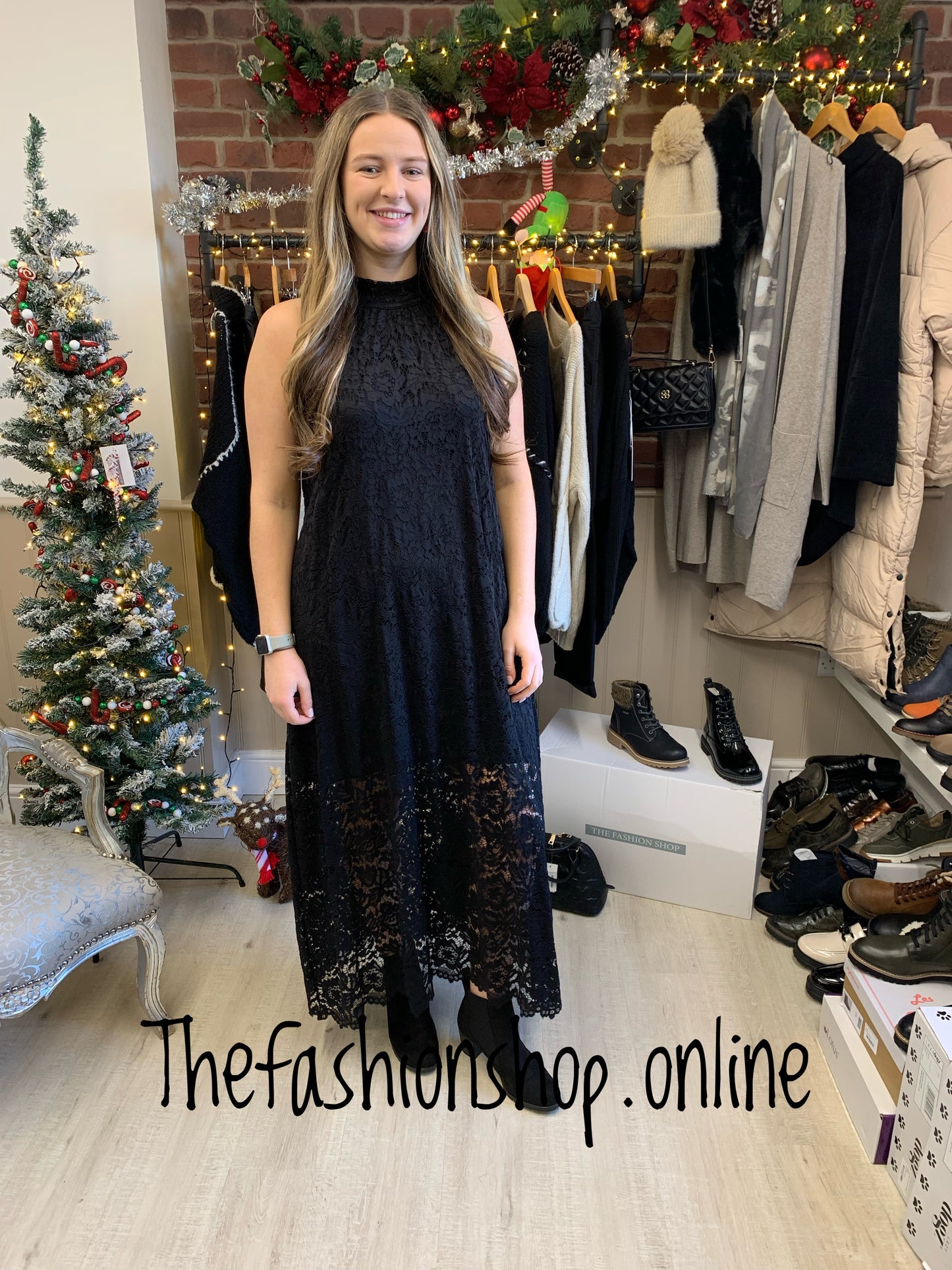 Black lace maxi dress 8-14