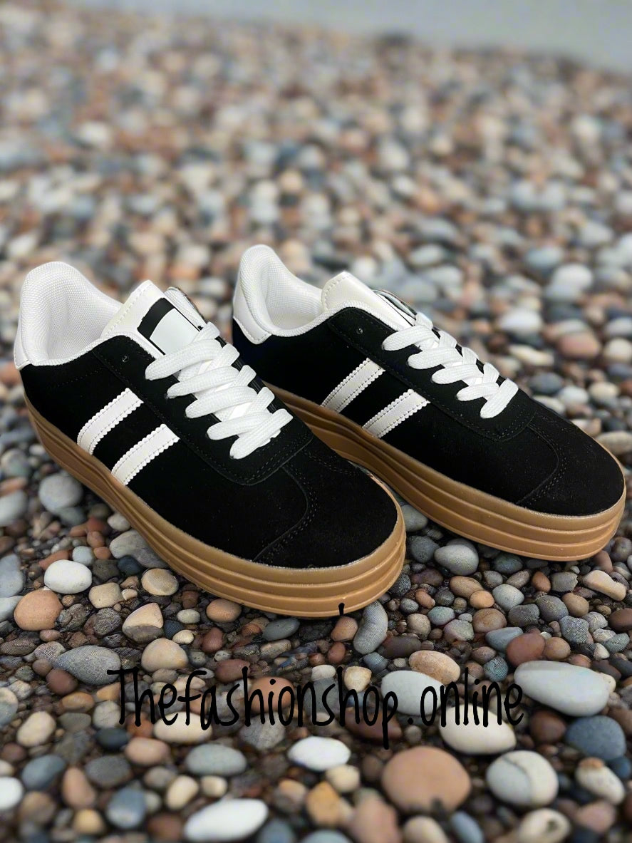 Dolly black and white platform trainers sizes 3-8 (EU 36-41)