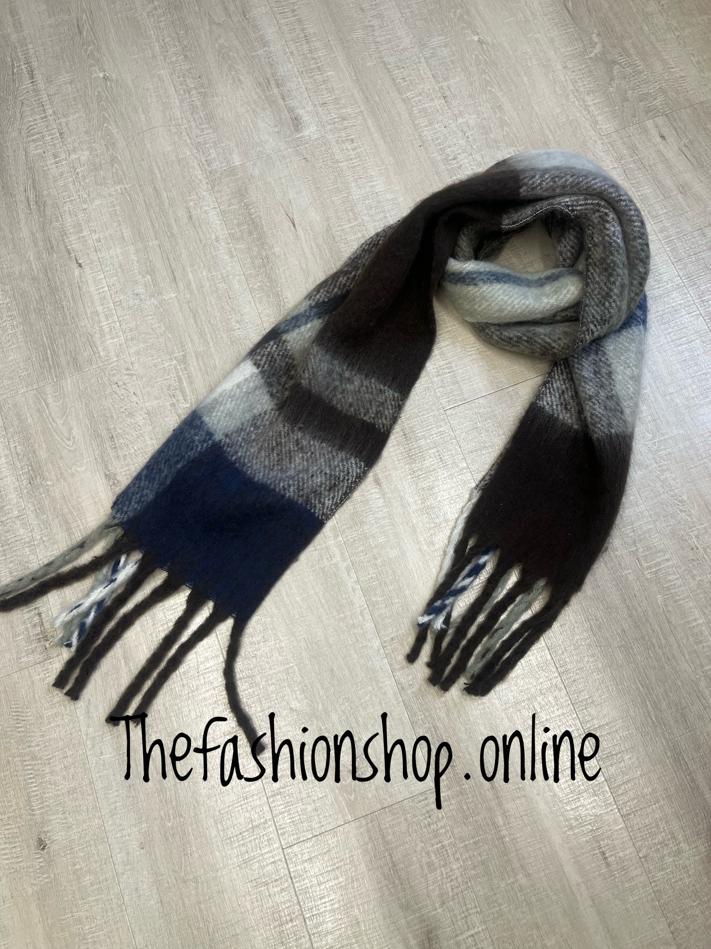 Fluffy navy and brown checked scarf