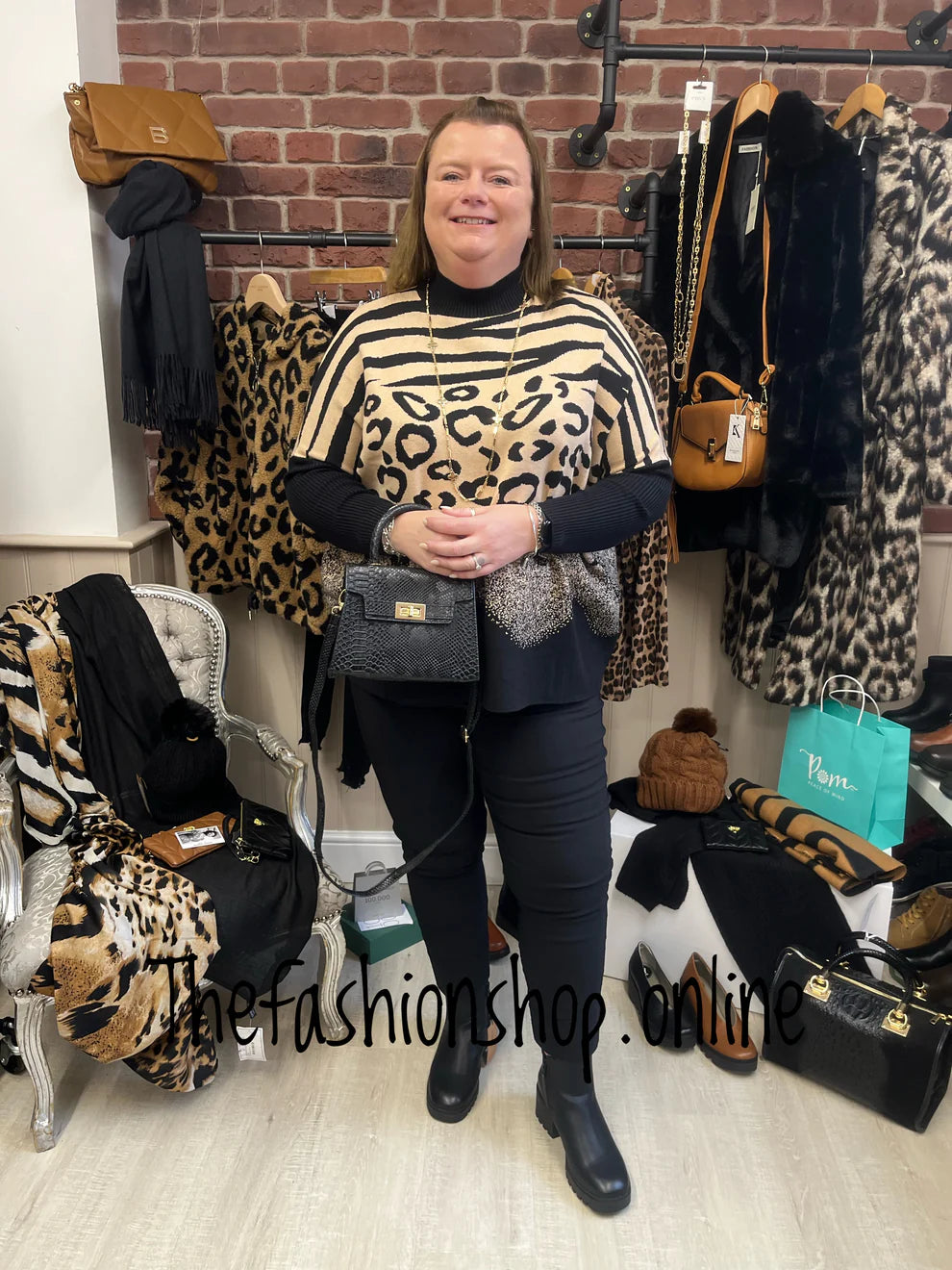 Safari Knitted jumper in black and camel  12-22