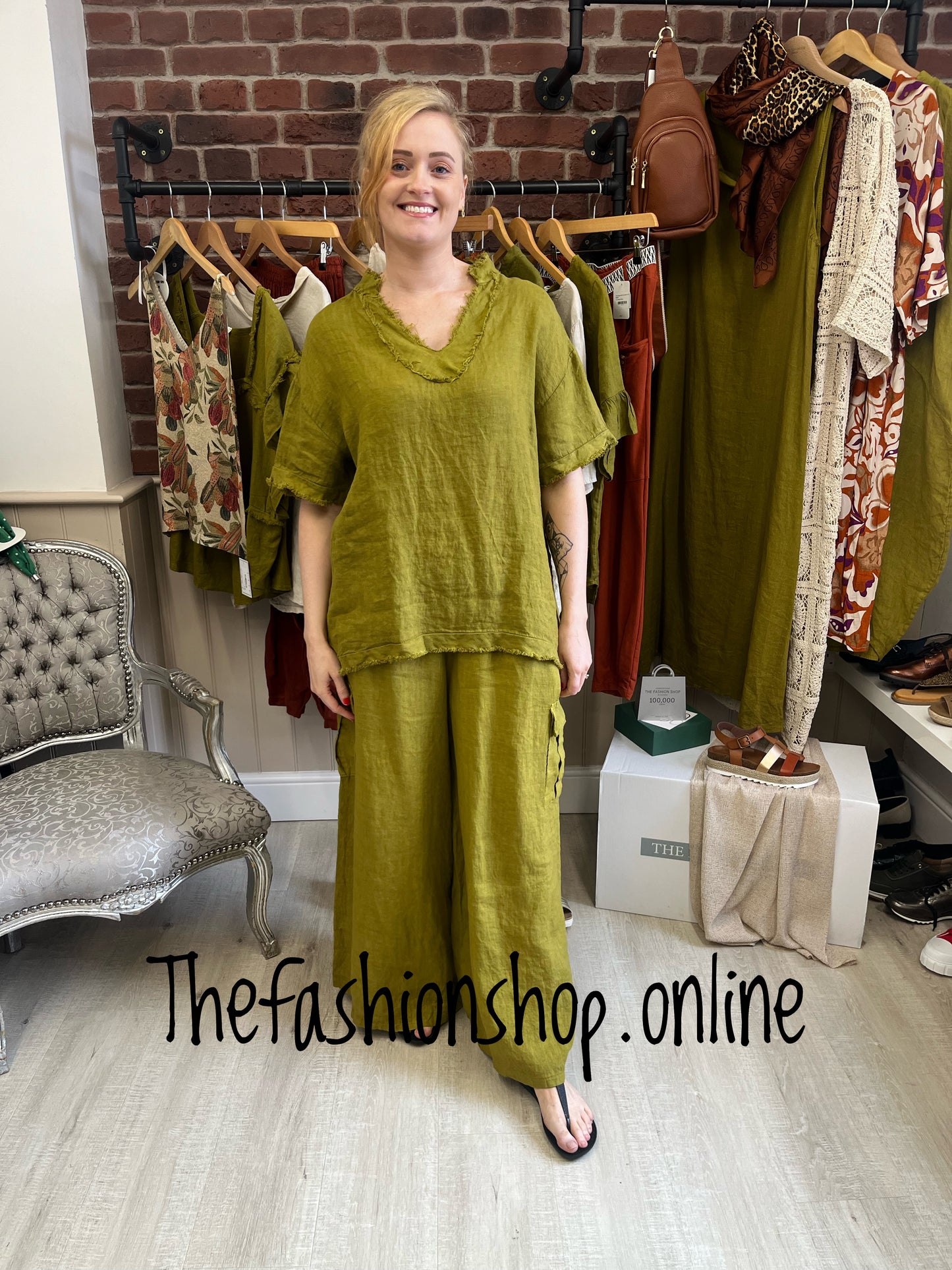 Olive v neck frayed detail linen top 10-16