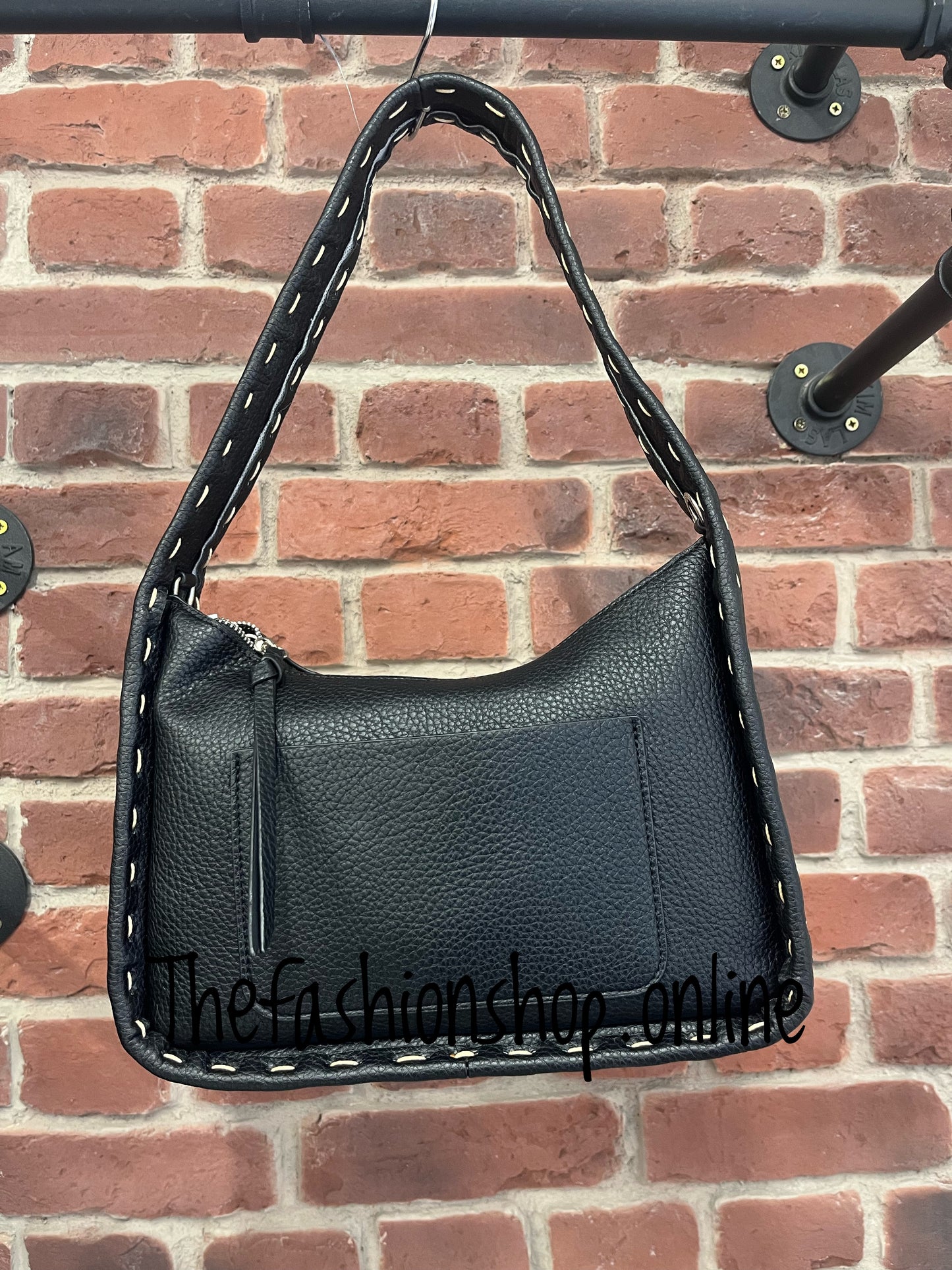 Medium black bag with stitch detail