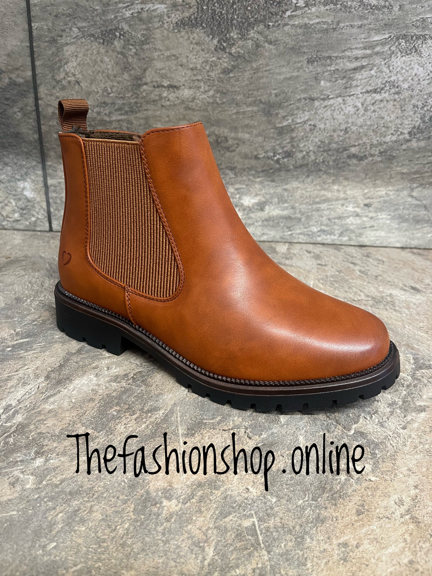 Heavenly Feet tan Angelina/Dawlish Chelsea boots sizes 4-8