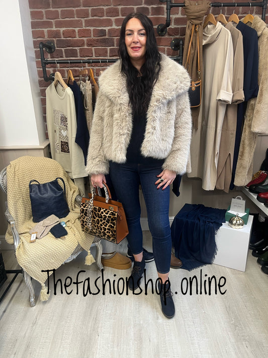 Beige short faux fur statement collar jacket sizes 12, 14 and 16