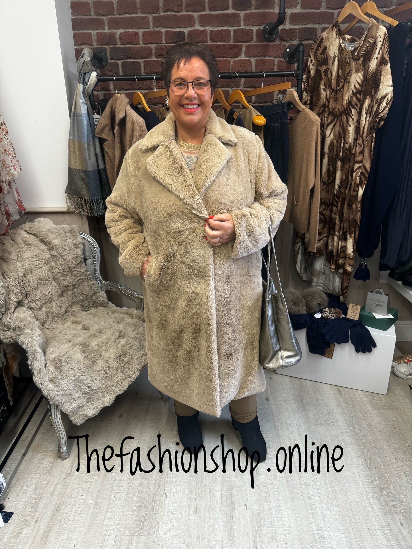 Beige long faux fur coat 10-22