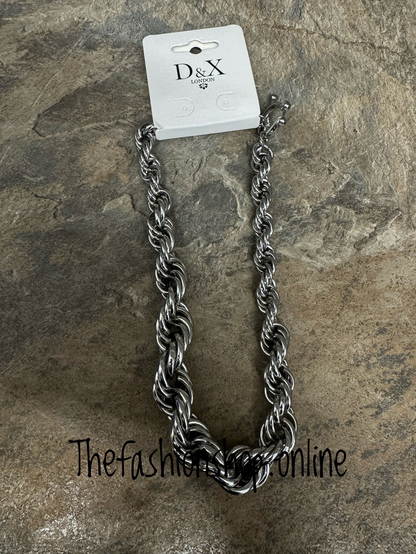 D&X Silver plated chunky knotted t-bar necklace