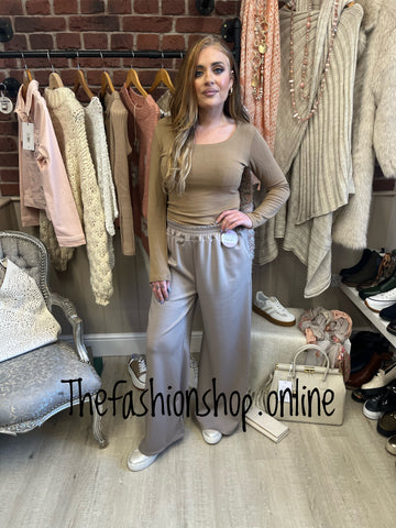 Lizzy mocha wide leg trousers 10-16