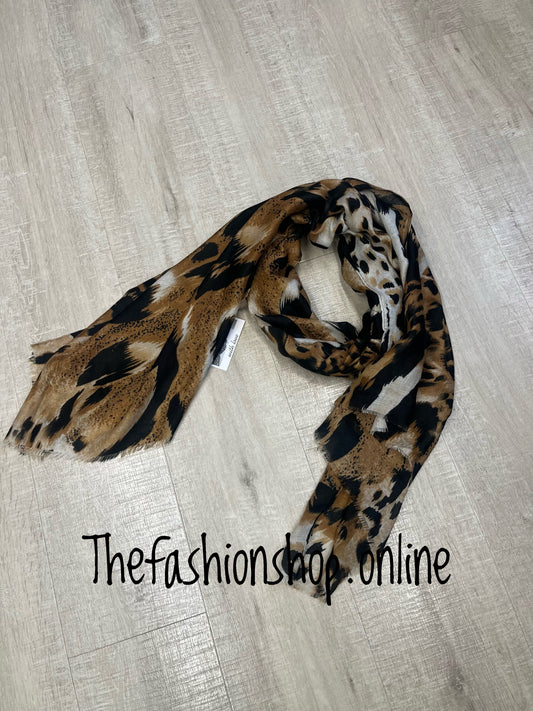 Bold leopard print scarf