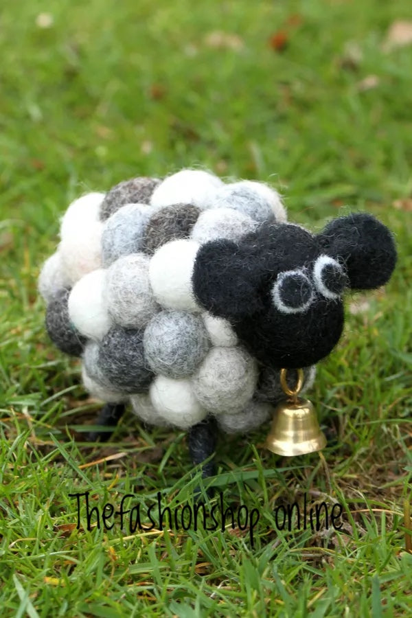 Pachamama Helen the Herdi Bobbly Lamb