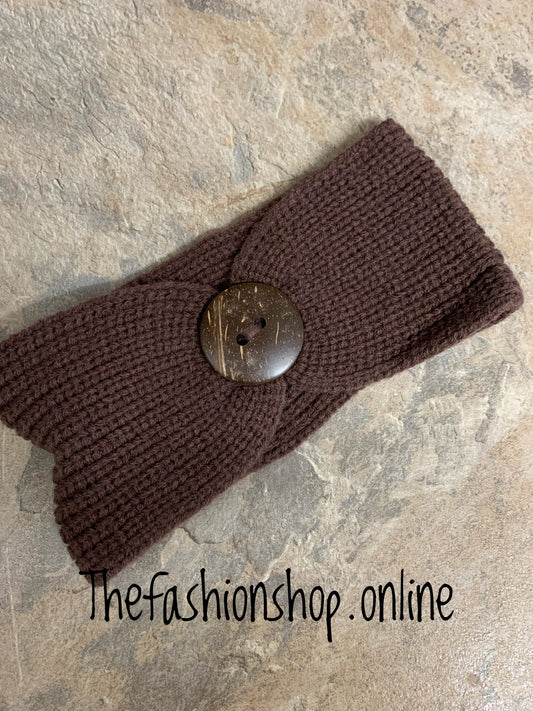 Brown button knitted headband