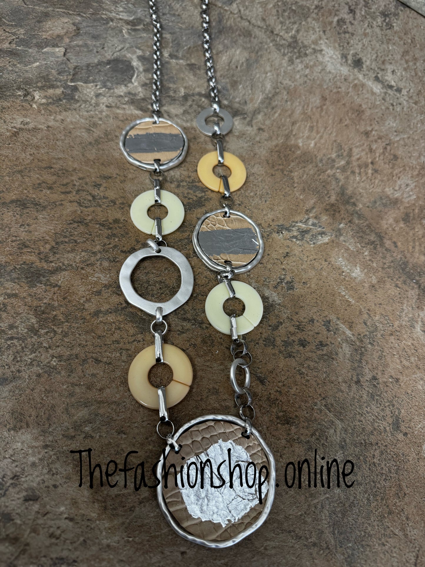 Beige and silver discs statement necklace