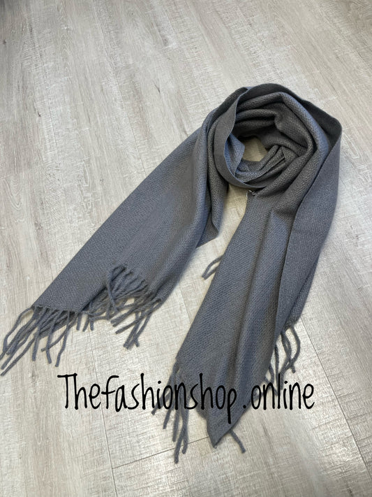 Sarah Tempest grey tassel scarf