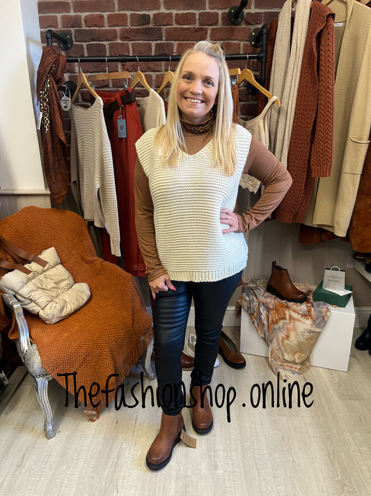 Beige knitted tank top 12-18