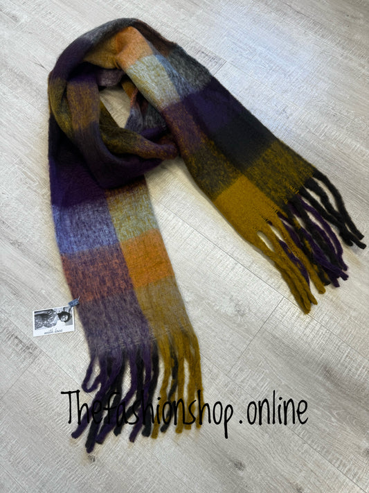 Lua purple and mustard chunky scarf