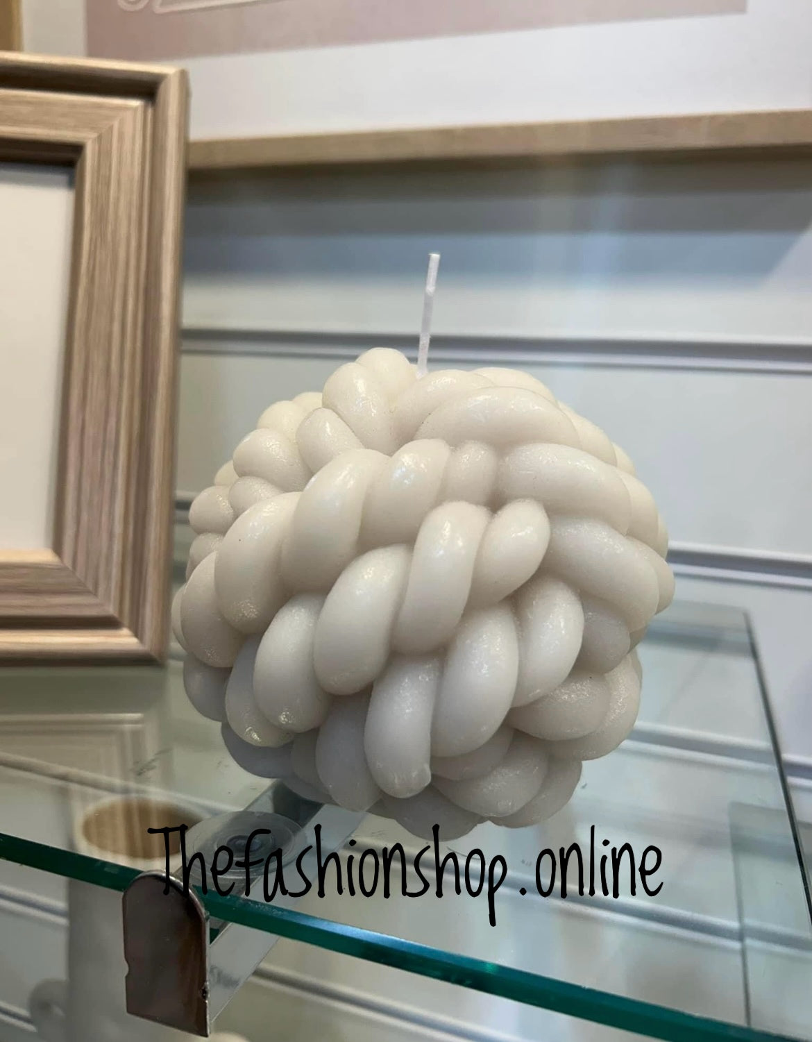 Cream rope ball candle