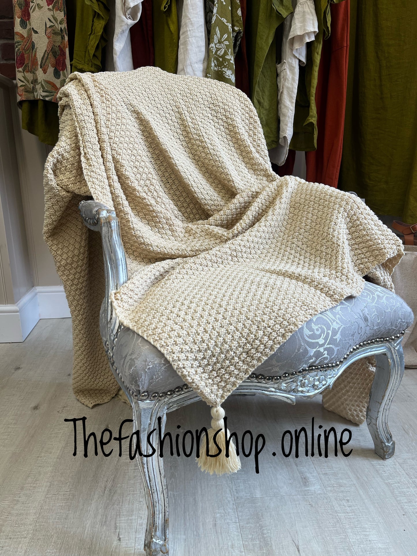 Chunky Knitted Throw in Beige 76x120 inches