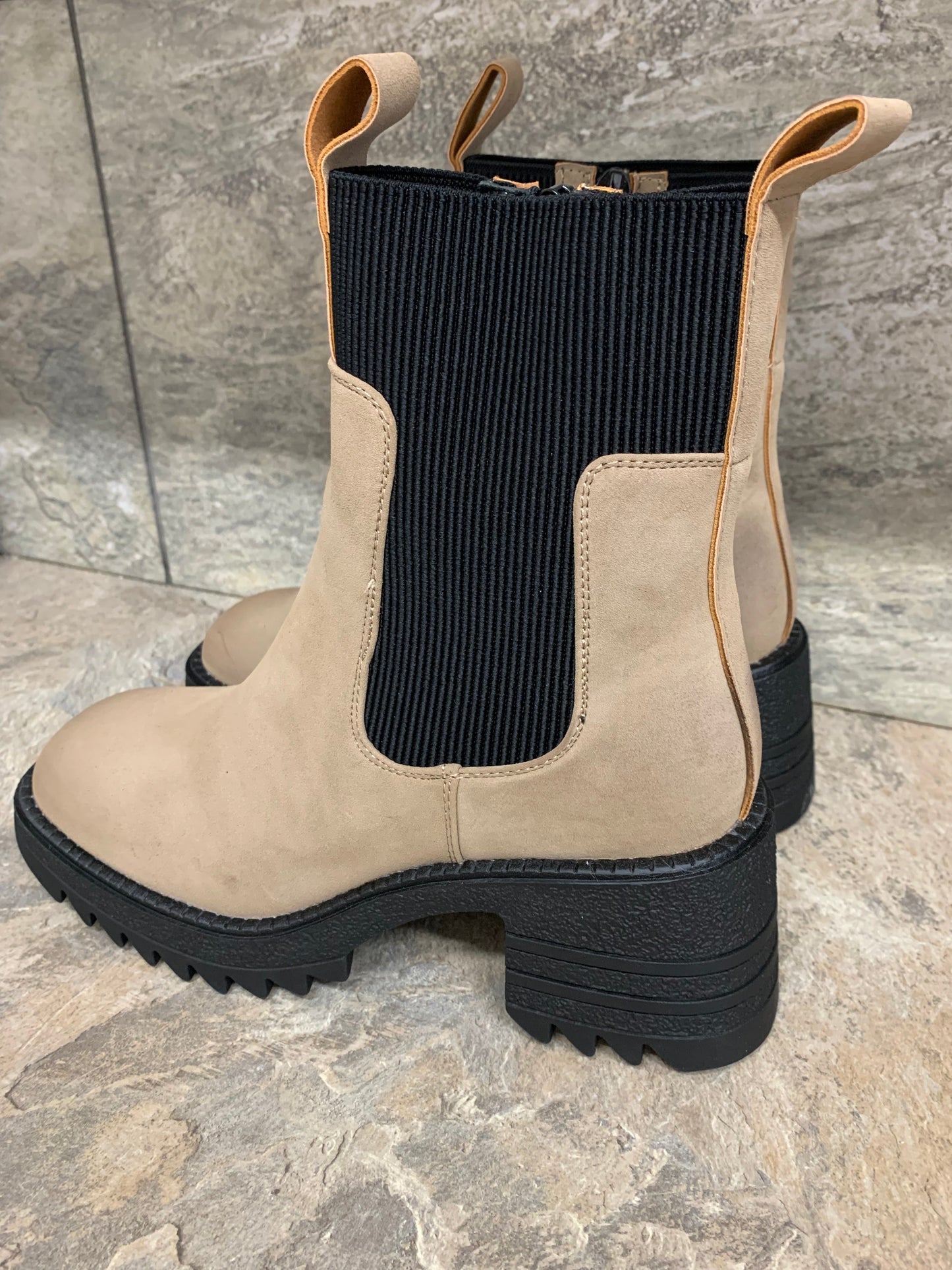 Camel chunky Chelsea boot with zip sizes 3-8