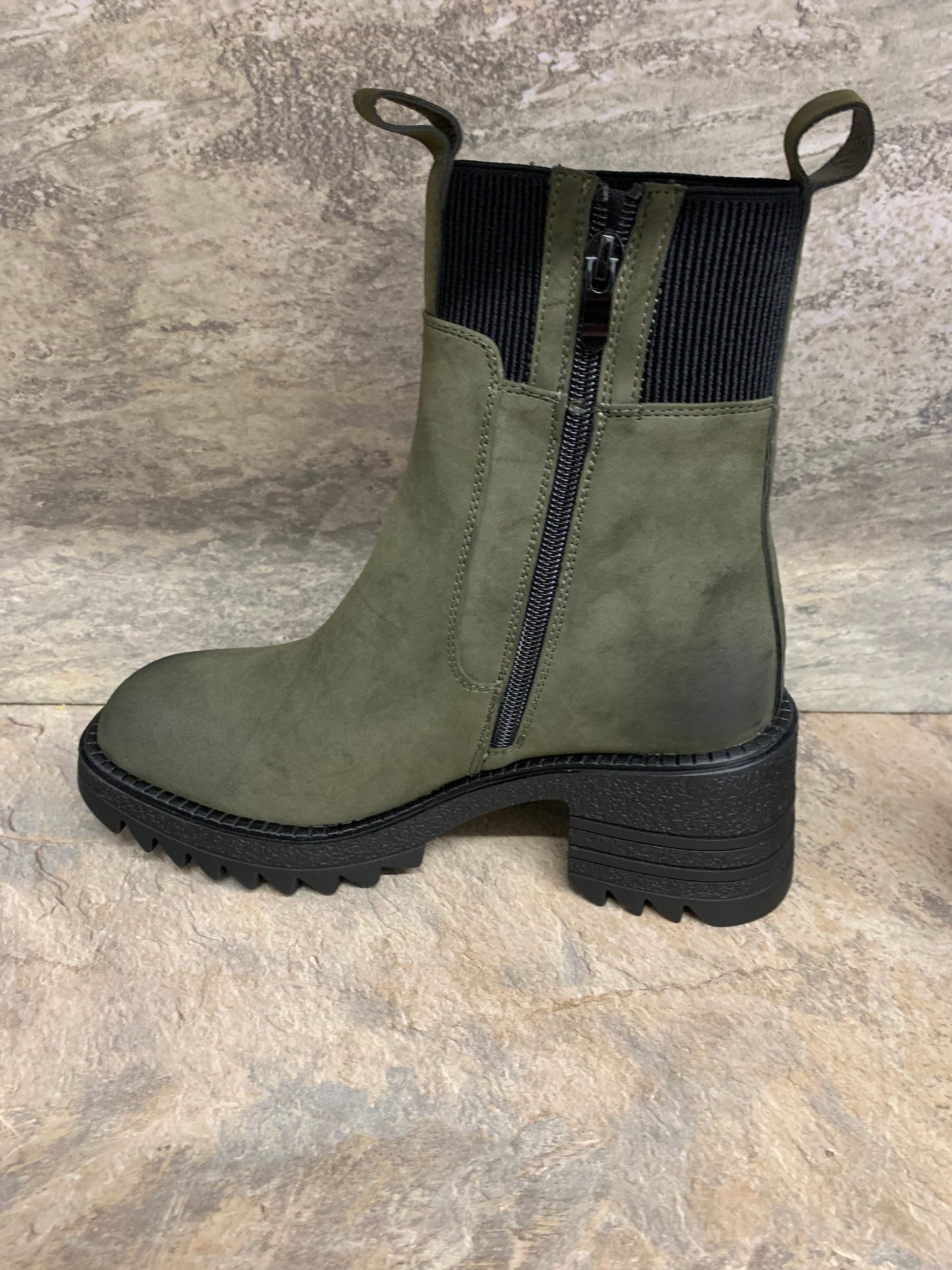 Khaki chunky Chelsea boot with zip sizes 3-8