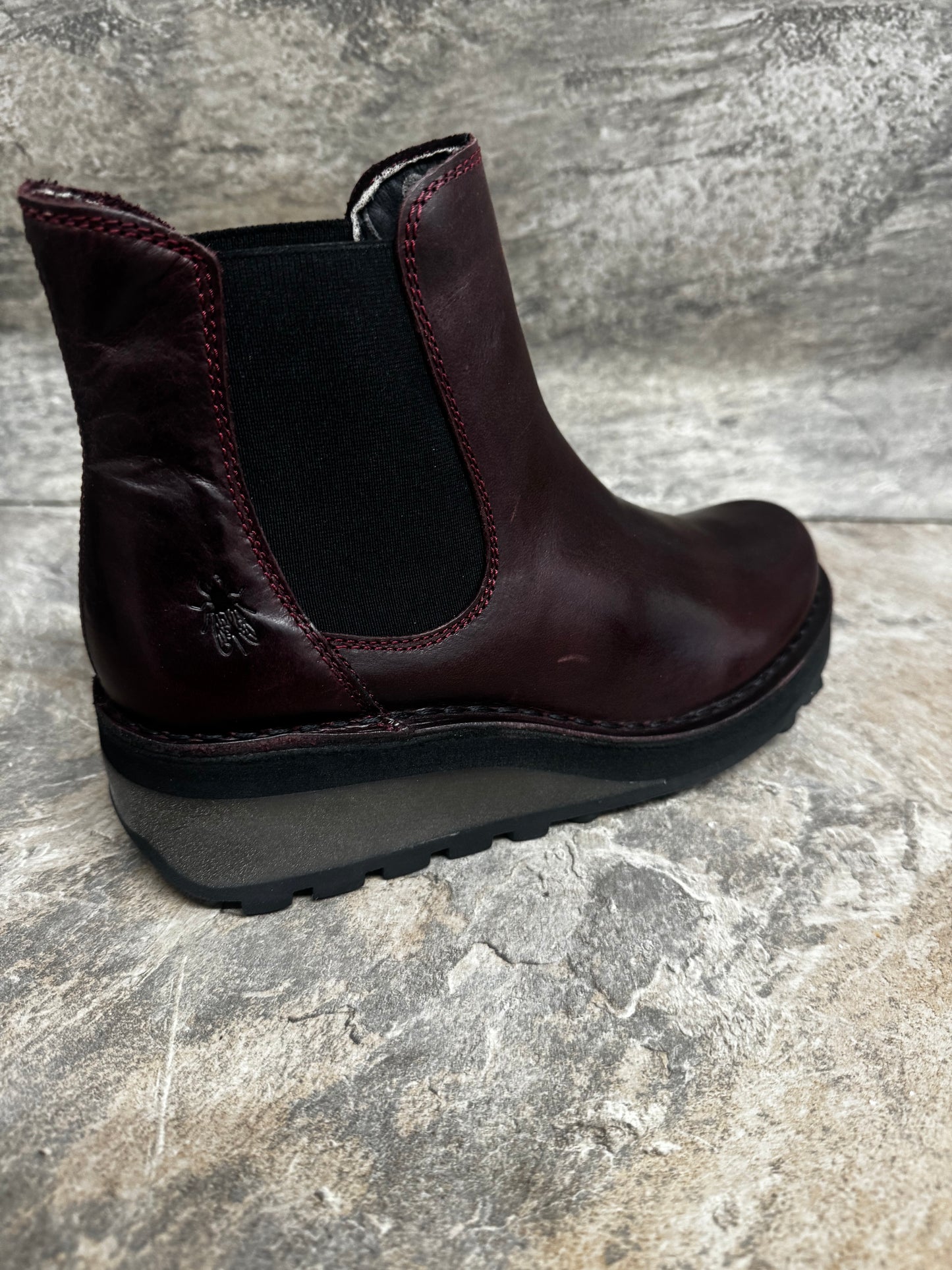 Fly of London Huud Rug wine leather Chelsea boot sizes 4-8