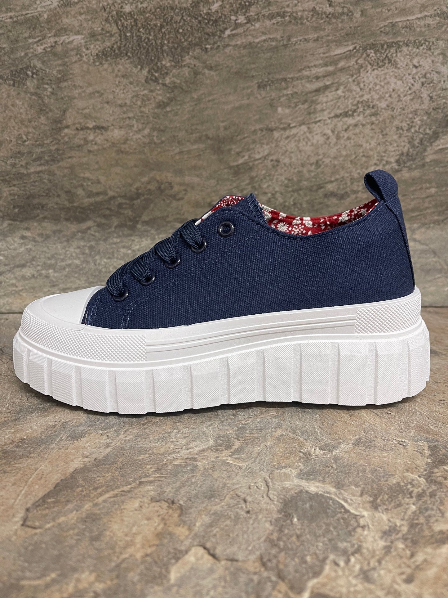 Navy chunky platform sole trainer 4-8