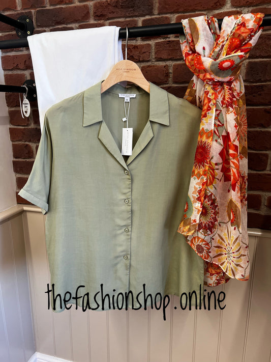 Miss Sparrow sage green shirt S-2XL