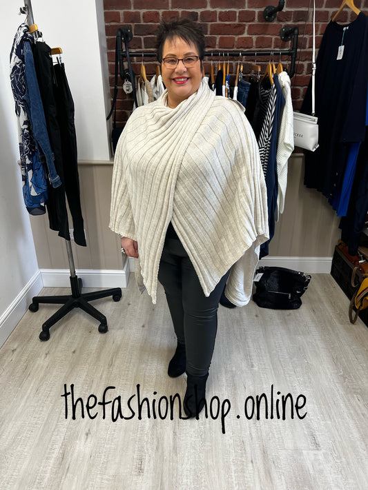 Beige wool mix ribbed cape - free size