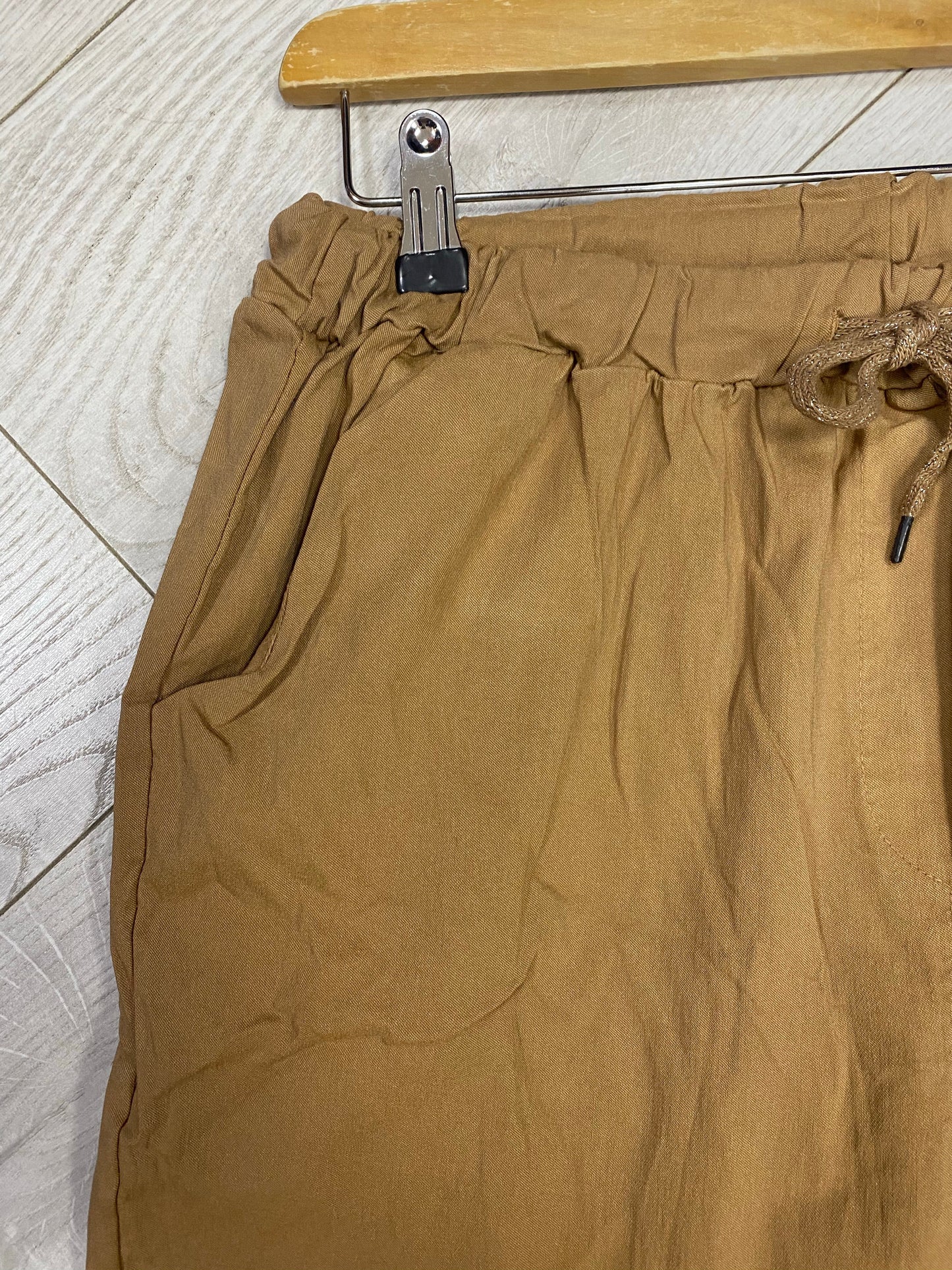 Camel classic magic trousers (reg) 12-18